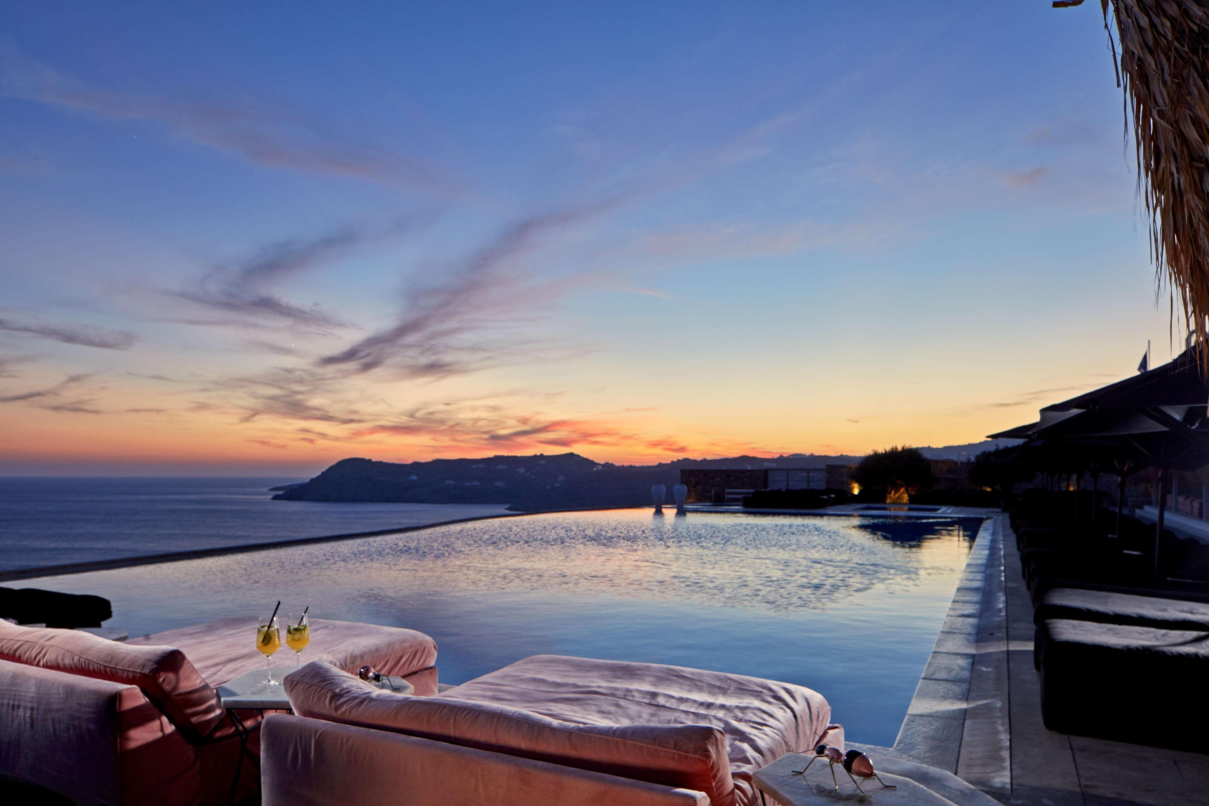 Myconian Villa Collection - Preferred Hotels & Resorts Елия Екстериор снимка